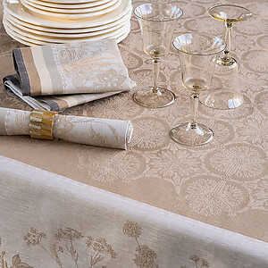 Le Jacquard Francais Instant Bucolique Beige Linen Table Linens