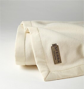 Luxuriate in Comfort with Sferra Savoy Cashmere Blankets