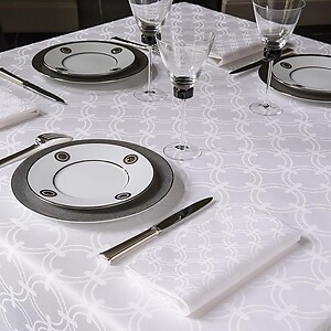 Le Jacquard Francais Anneaux White Cotton Table Linens