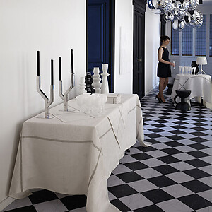 Le Jacquard Francais Armoiries Off White Patterned Table Linens