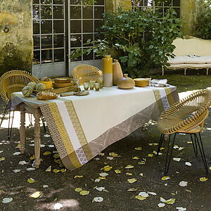 Le Jacquard Francais Bastide Ivory Cotton Table Linens