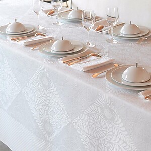 Le Jacquard Francais Bosphore Blanc White Patterned Table Linens
