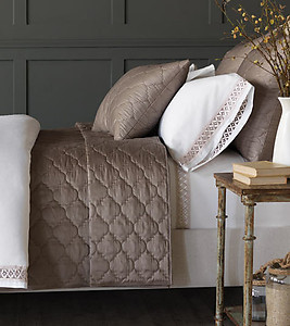 Beautiful Lightweight Quilted Coverlets & Bedding - De Medici Viola