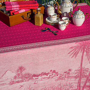 Le Jacquard Francais Croisiere sur le Nil Orchid Table Linens