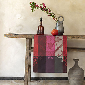 Le Jacquard Francais Hacienda Red Cotton Table Linens