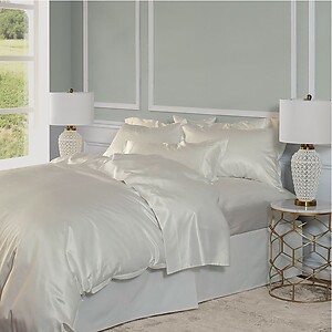St Geneve Avorio Silk Bedding: Unmatched Elegance and Comfort