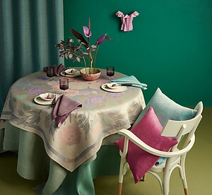 Leitner Bomba Floral Tablecloths