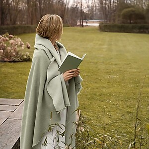 Schlossberg Dina Green Throw