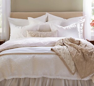 SDH Hibiscus Bedding
