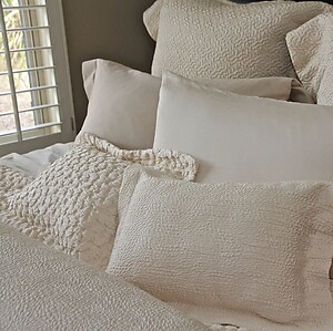 Petalo Bedding by SDH The Purists
