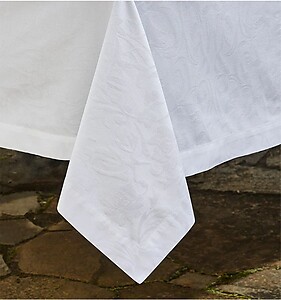 Sferra Itria White Cotton Table Linens