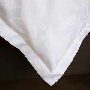 St. Geneve Giza 92 Flora