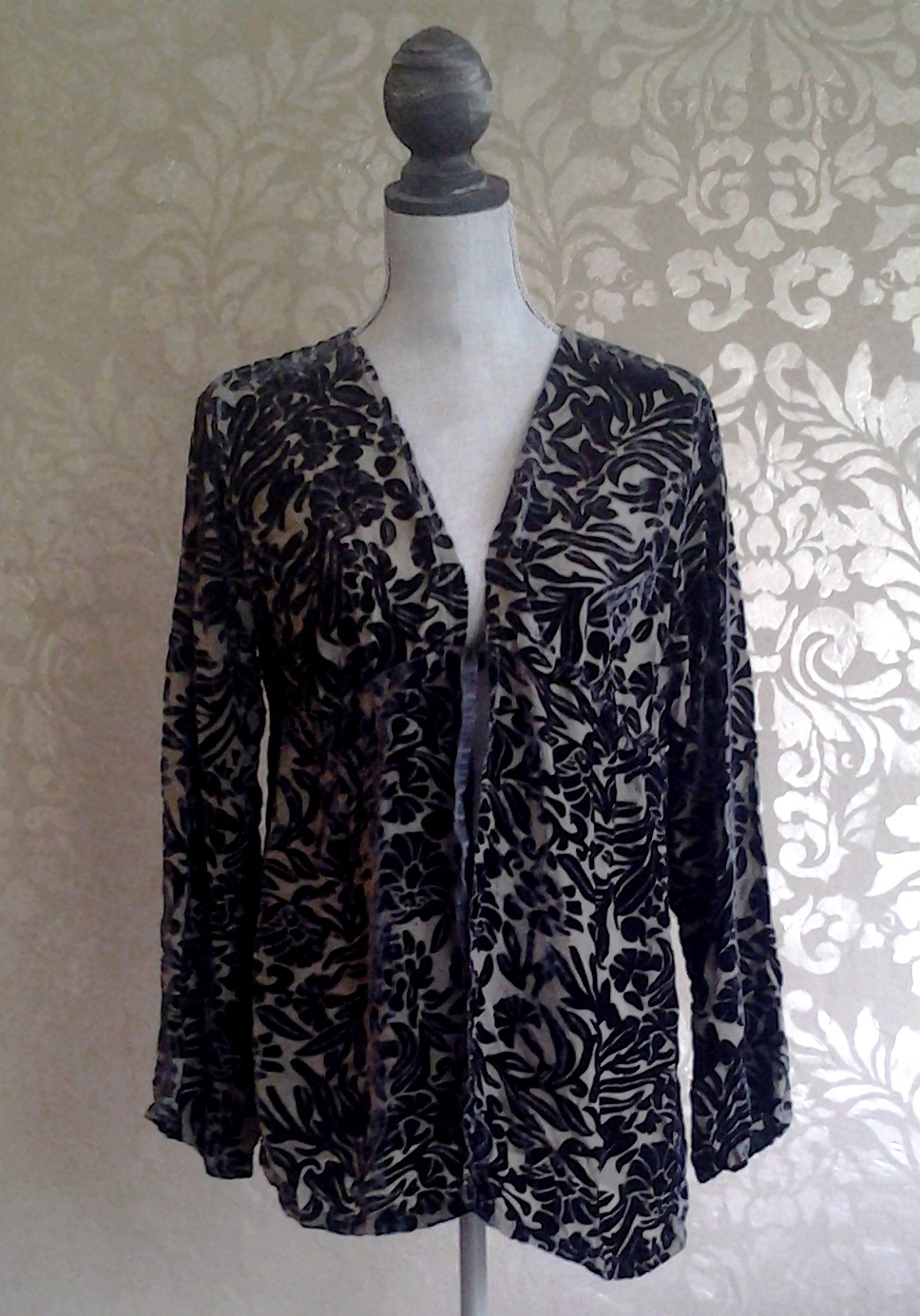 Bella Notte New Primrose Graphite Dark Grey Floral Velvet Jacket