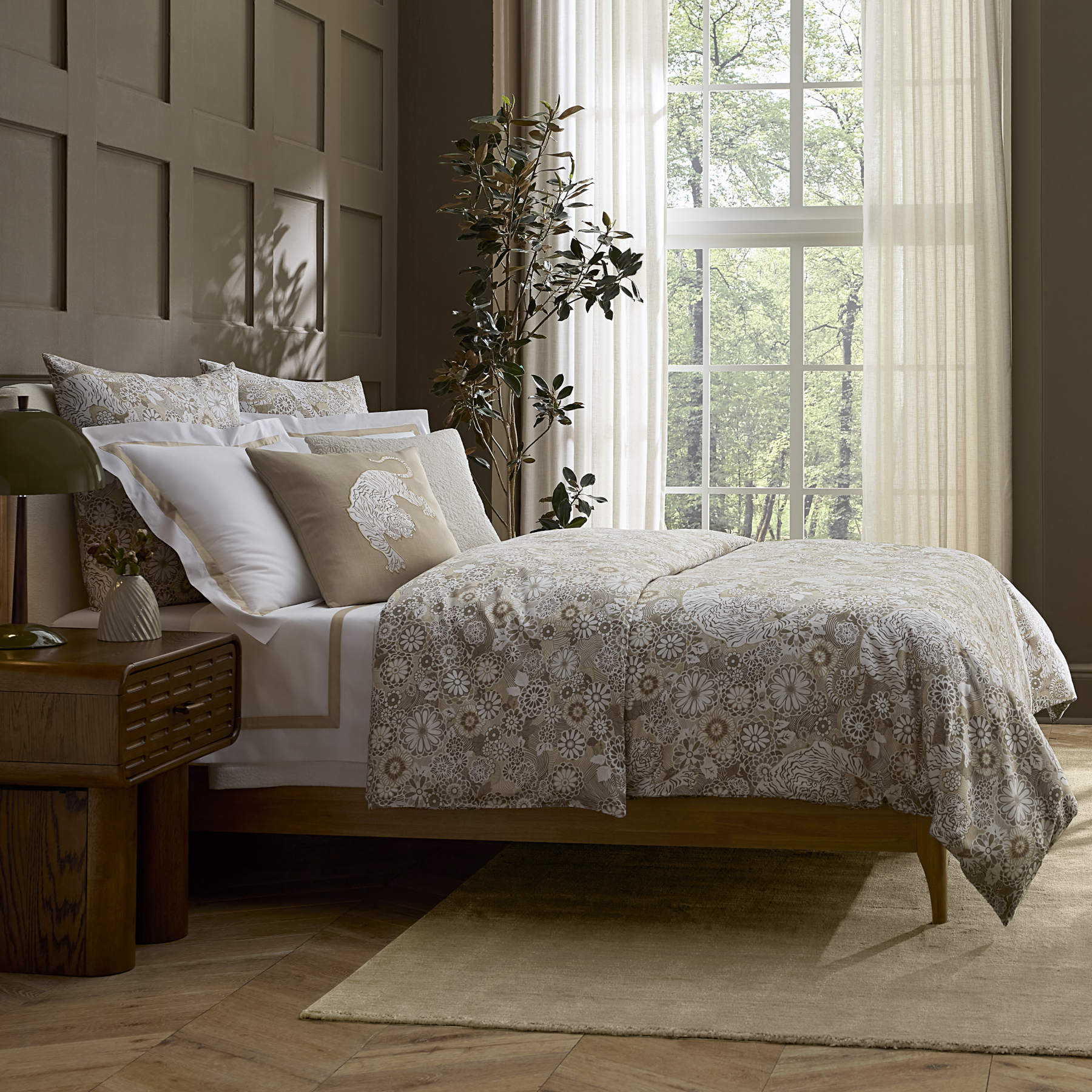 Sferra Siberian Tiger - Exotic Luxury Bedding