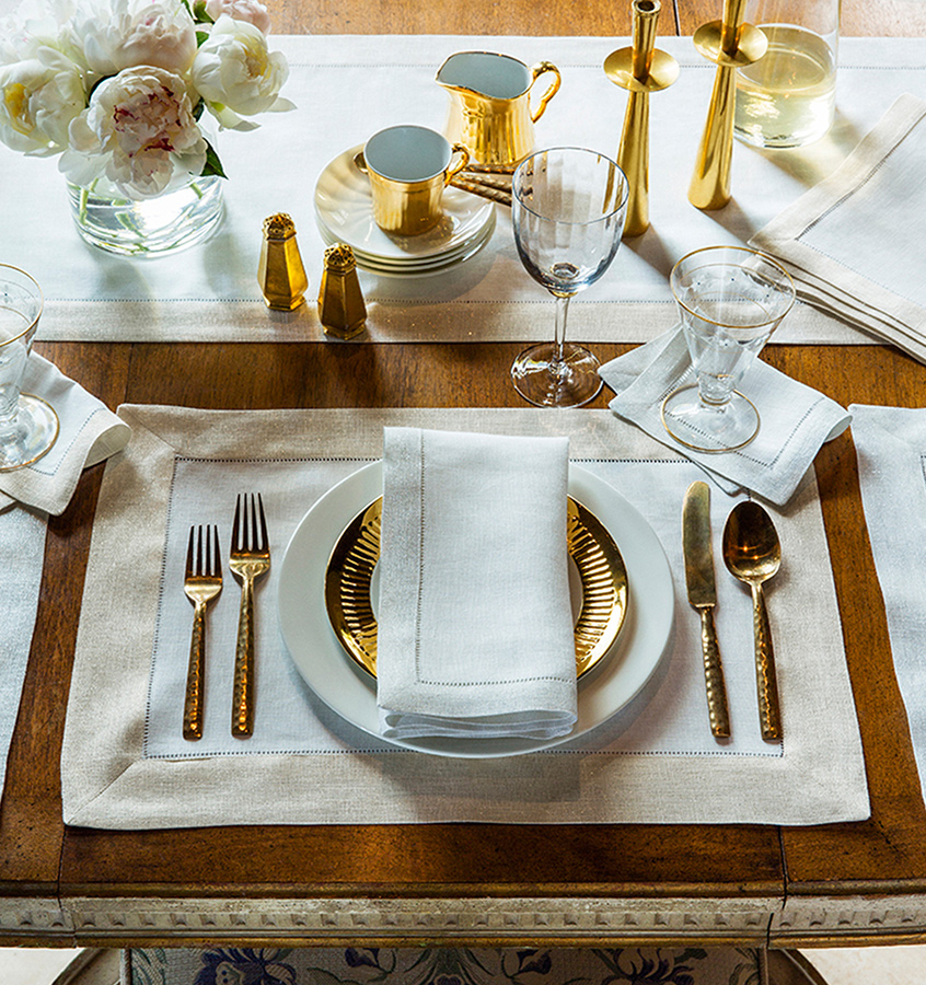 Sferra Filetto Two Tone Linen Placemats & Napkins