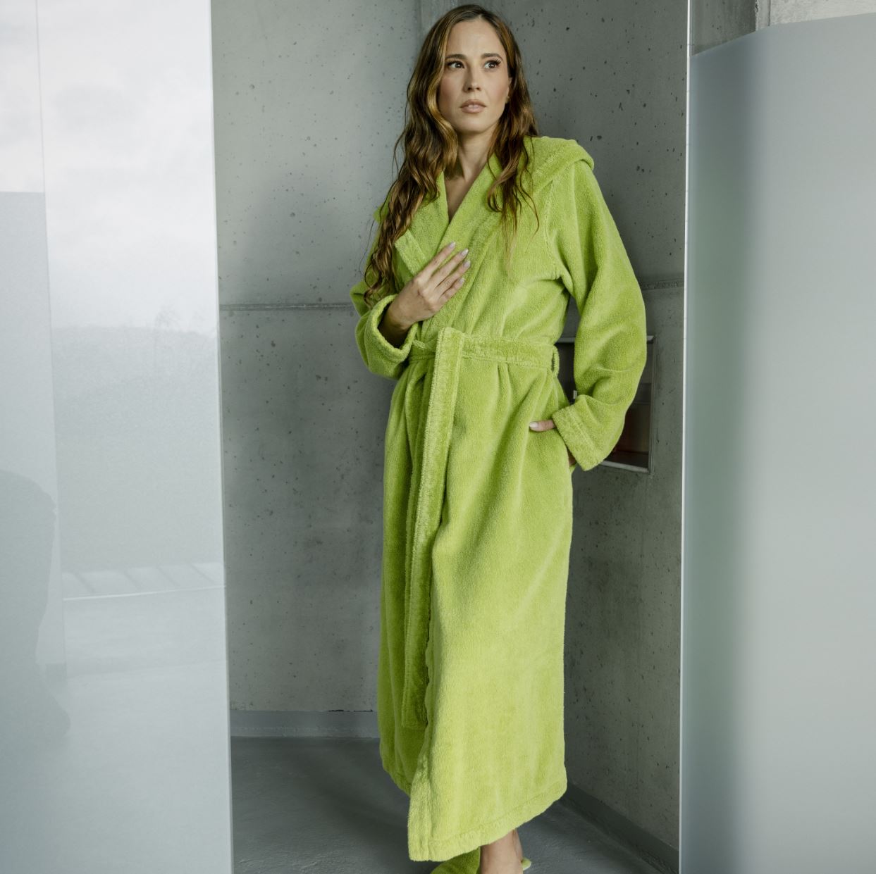 Alex Hooded Robe in Giza Egyptian Cotton - Abyss Habidecor