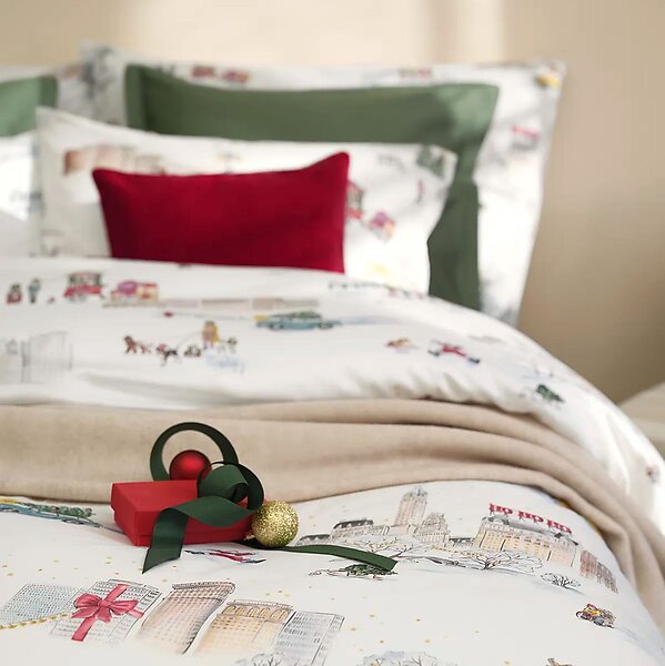 Schlossberg Santa in NY Bedding