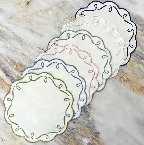 Bodrum Ribbon Twirl Scalloped Easy Care Placemats - Set of 4