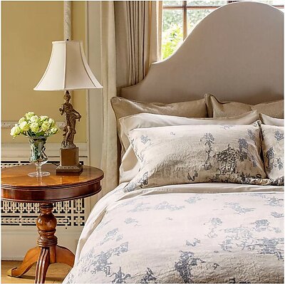 St Geneve Oro Jacquard Bedding