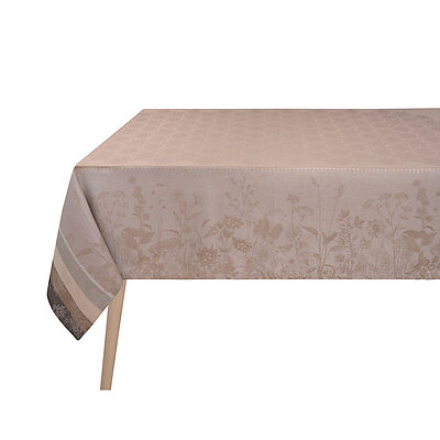 Le Jacquard Francais Instant Bucolique Beige Linen Table Linens