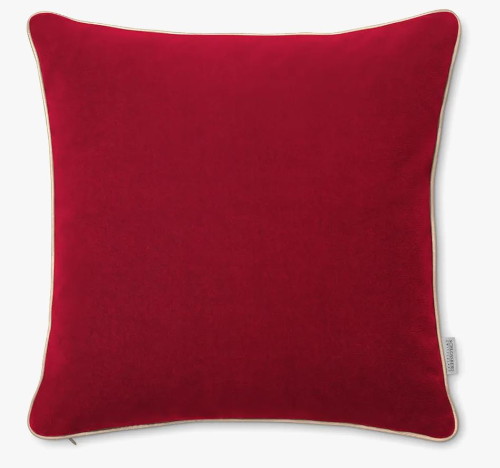 elodie-red.jpg